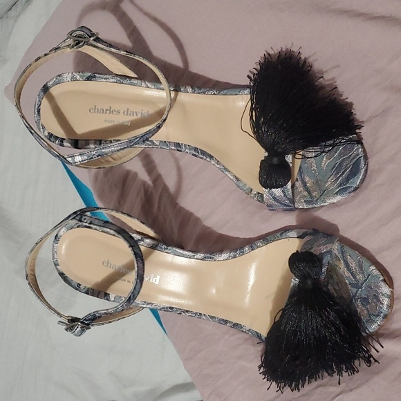 Charles David Women's Sassy Pump￼￼ - Picture 3 of 8